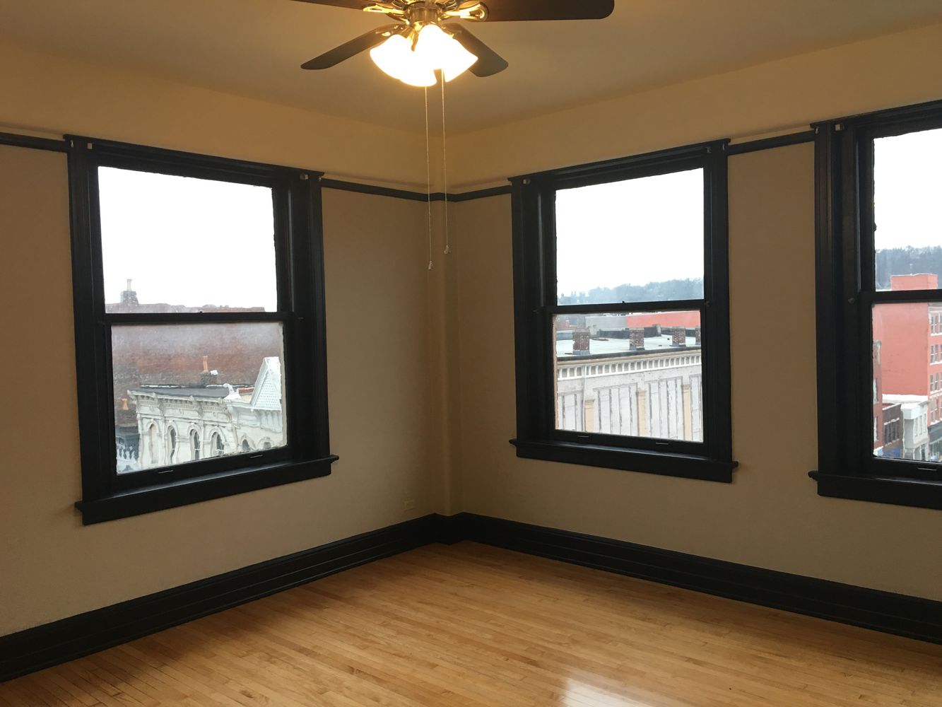 The McClure Building: 306 W Main St, Frankfort, KY 40601